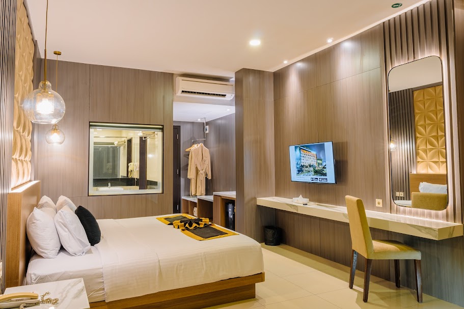 JUNIOR SUITE 212 (3) (1)